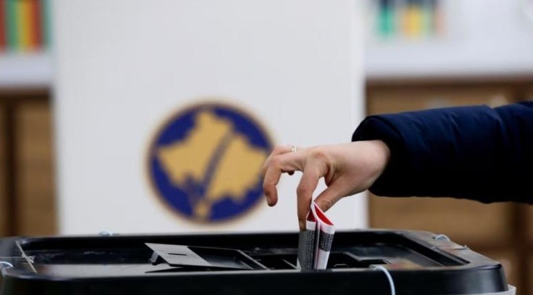 Zgjedhjet e parakohshme në Kosovë, nis sot numërimi i mbi 27 mijë fletëvotimeve nga diaspora